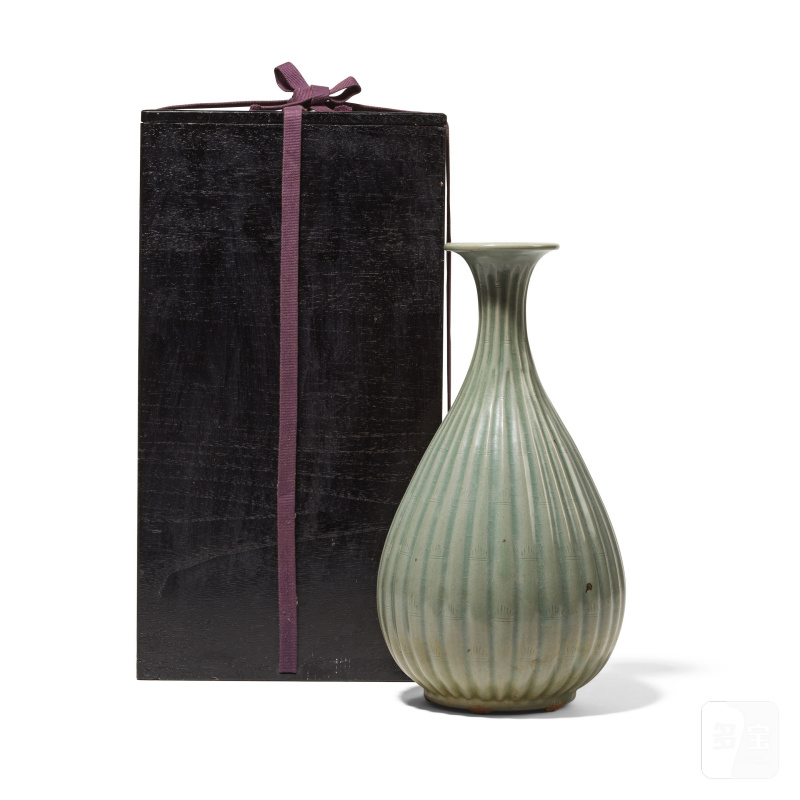 高麗王朝或更晚 青釉瓶 | VASE À CANNELURES À GLAÇURE CÉLADON Dynastie Goryeo ou postérieur - 图2